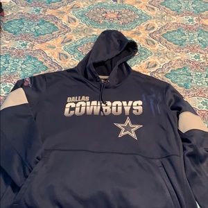 Dallas Cowboys in-field hoodie